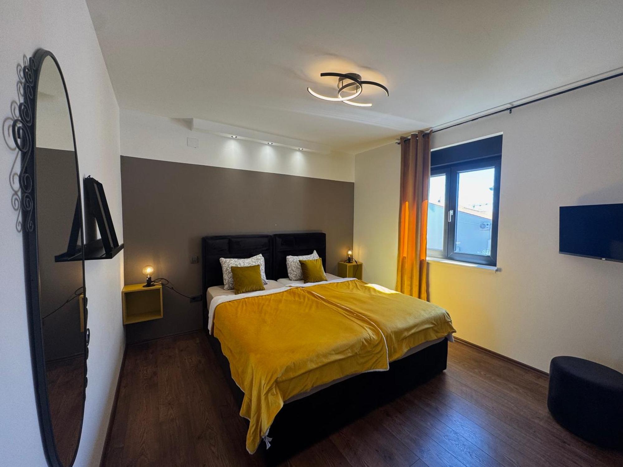 Golden Sunset 3 Apartment Njivice Exterior photo